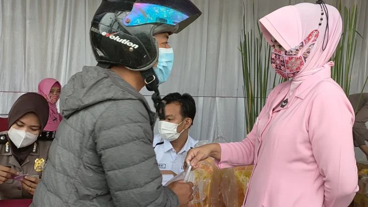 Operasi Pasar 6.000...