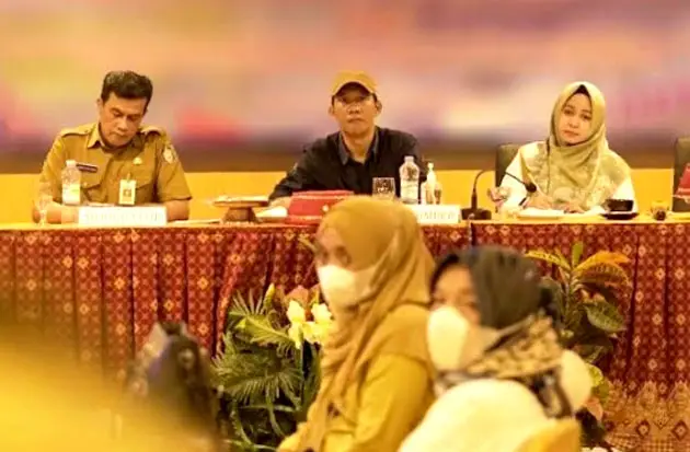 KPU Kota Makassar Bekali...