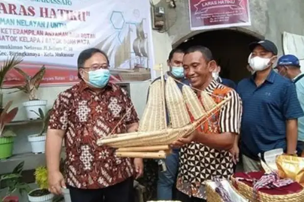 Dialog dengan Mitra...