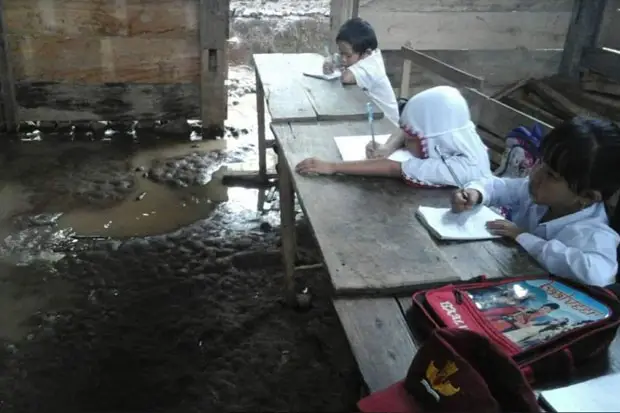 Mis Assadiyah Sekolah...