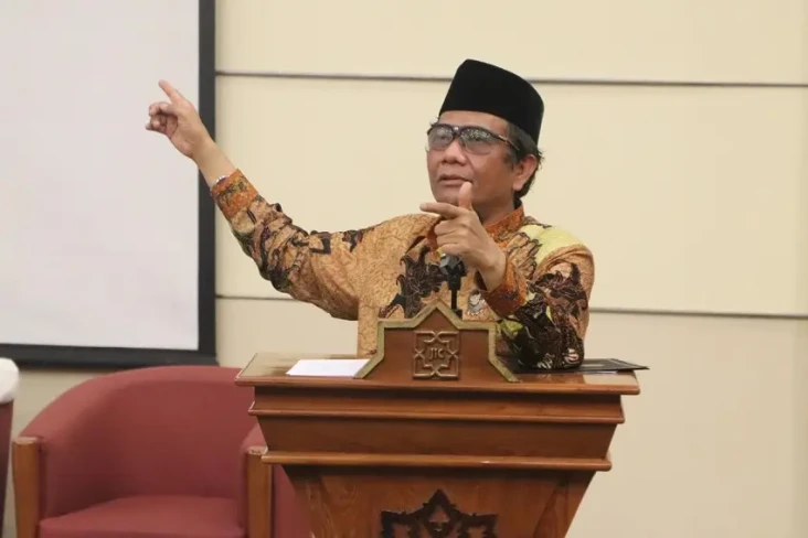Mahfud MD Desak Akun...