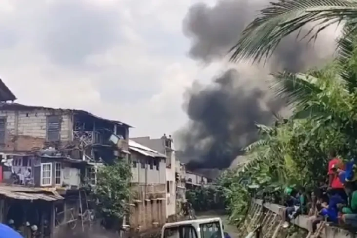 Kebakaran di Mampang...