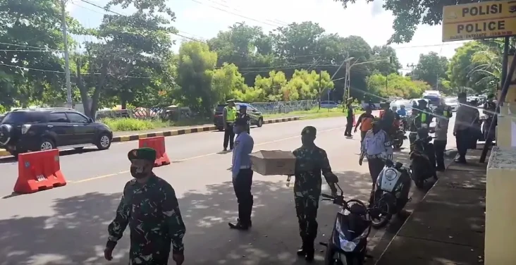 Sikka Terapkan PPKM...