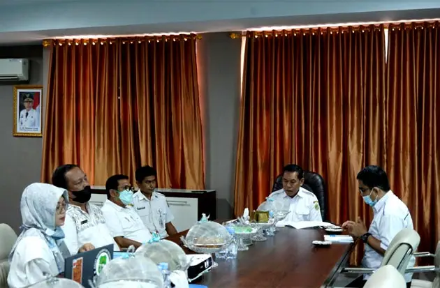 Pimpin Rapat Evaluasi,...