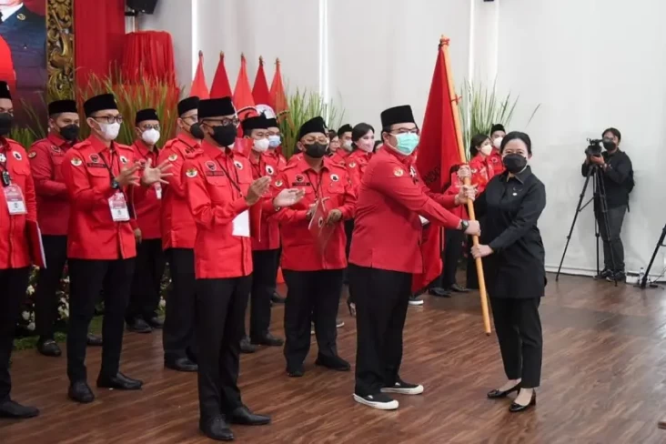 PDIP Lantik Pengurus...