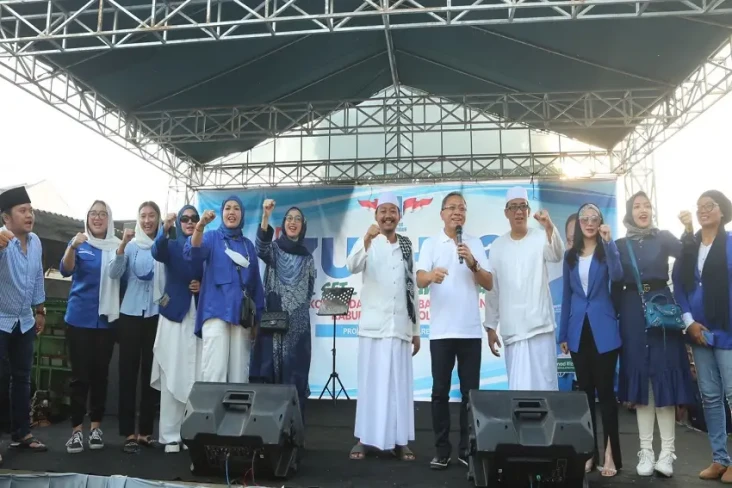 Safari Politik ke Probolinggo,...