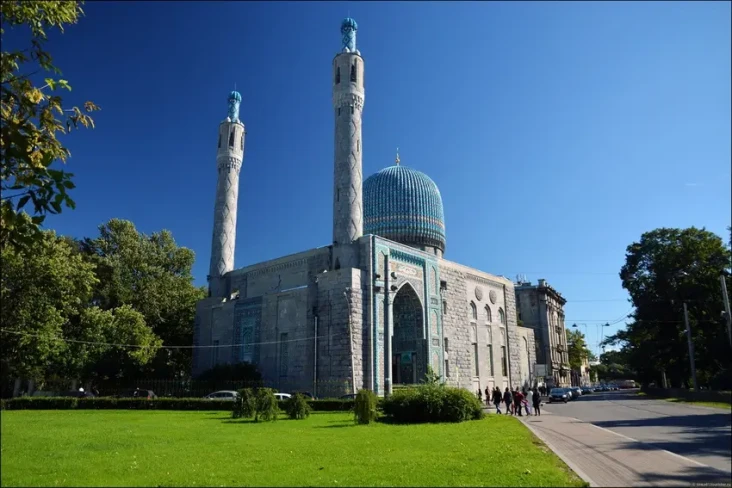 Sejarah Masjid Biru...