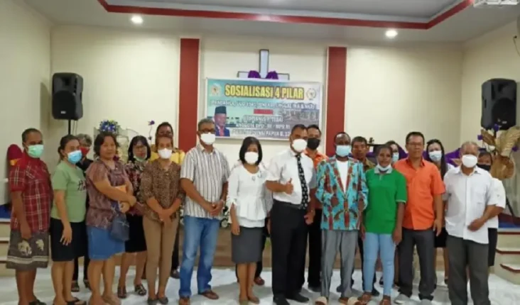 Warga Papua Tolak Pembentukan...