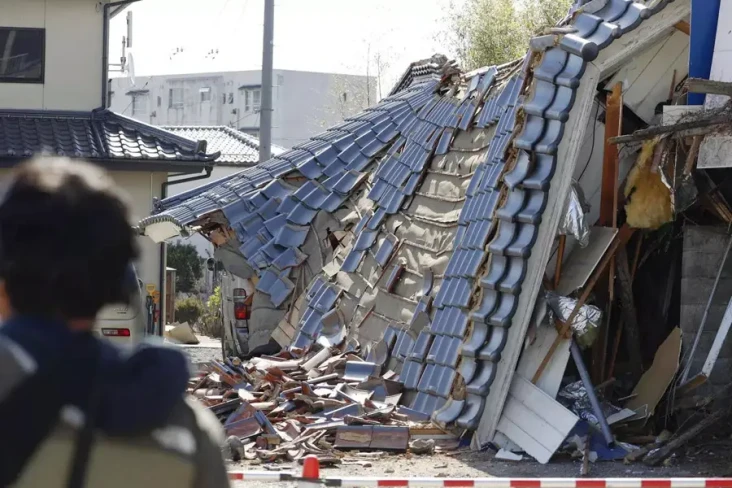 Gempa Bumi Guncang Jepang,...