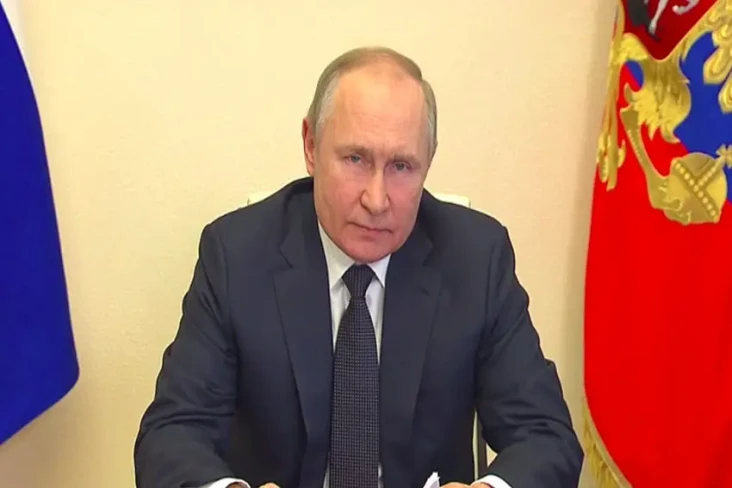Putin Ancam Barat dan...