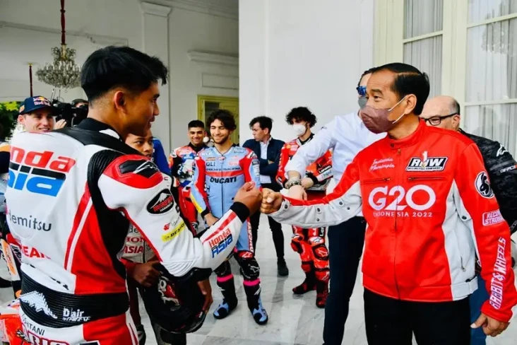 Presiden Jokowi Beri...