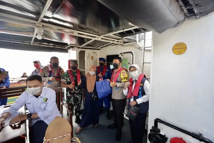 Sambangi Tiga Titik,...