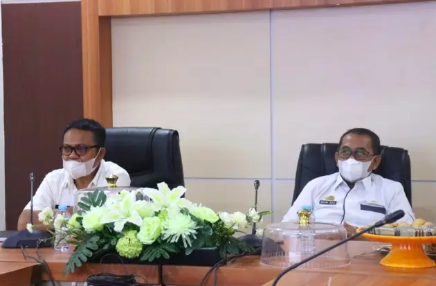 Sekkab Lutim Ikuti Launching...