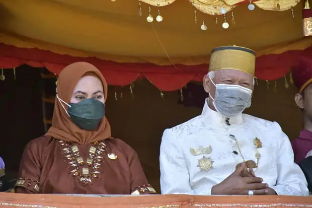Bupati Luwu Utara Hadiri...