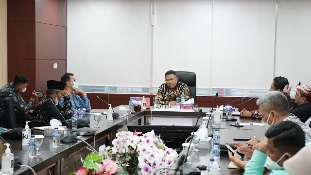 Sosialisasikan Program...