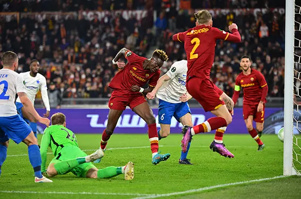 Hasil AS Roma vs Vitesse:...