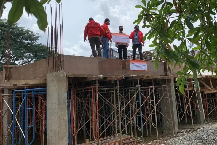 Masih Dibangun, Rumah...