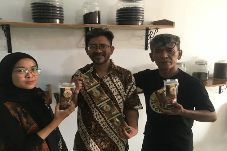 Kopi Jangkung Hadirkan...