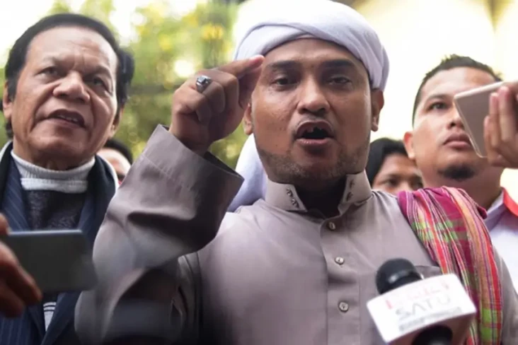2 Polisi Penembak Anggota...