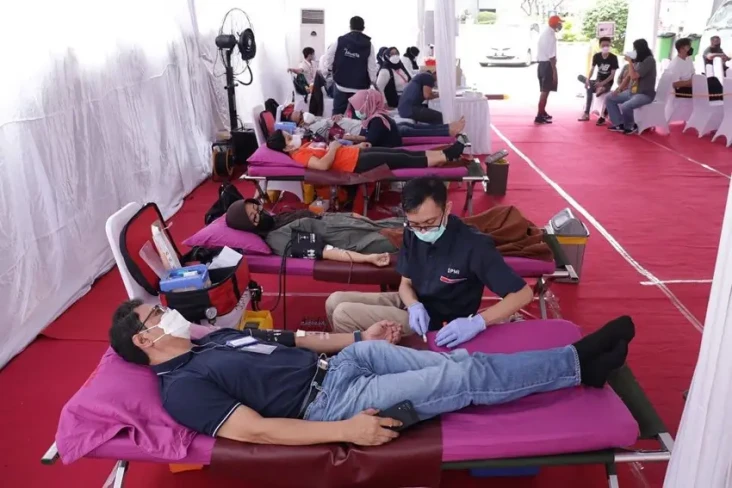 Kolaborasi dengan PMI...
