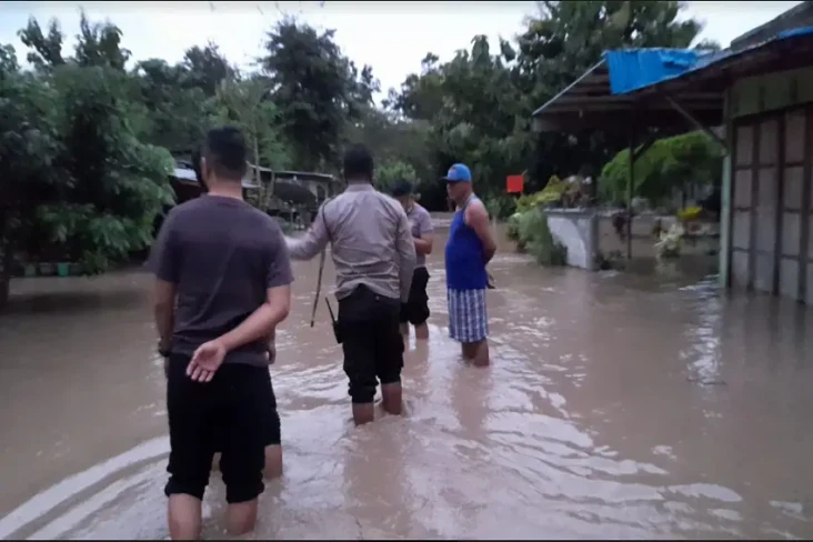 Hujan 4 Jam Rendam Permukiman...
