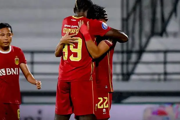 Hasil Liga 1 2021/2022:...