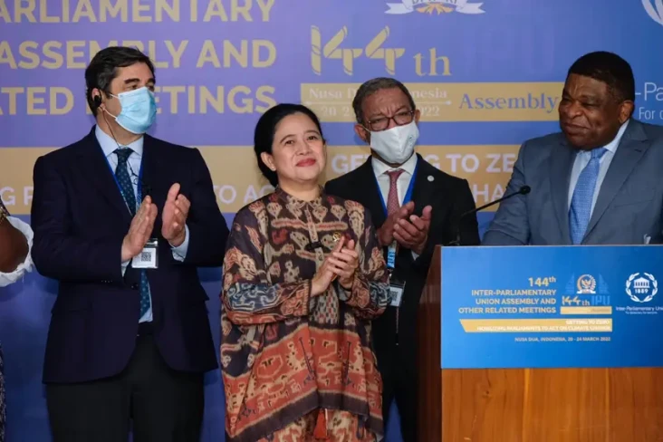 Kepemimpinan Puan di...