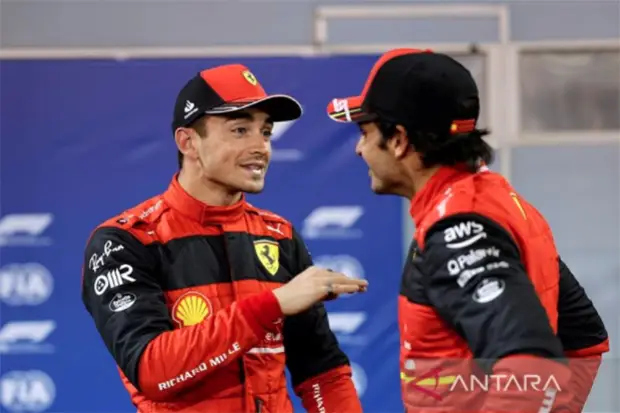 Pembalap F1 Charles...