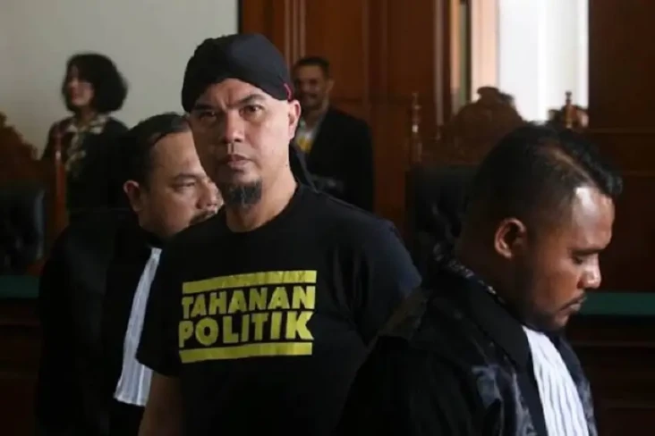 Ahmad Dhani Keluar dari...