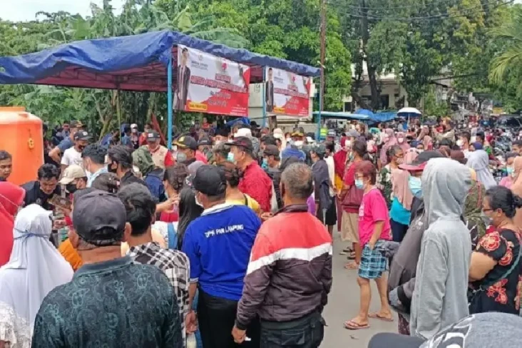 Demo Minyak Goreng,...