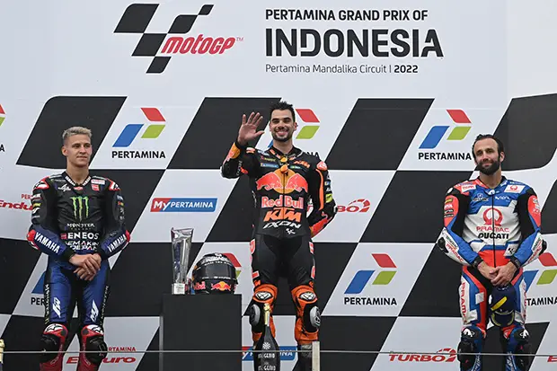 Luar Biasa! Kemenangan...