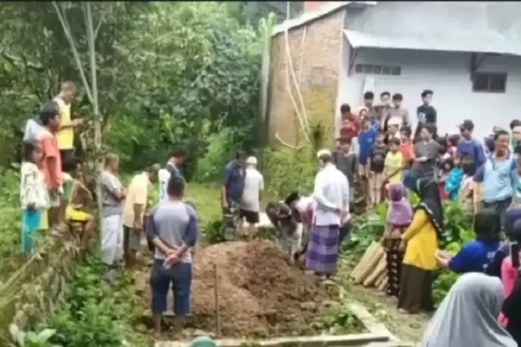 Ibu Bunuh Anak Kandung,...