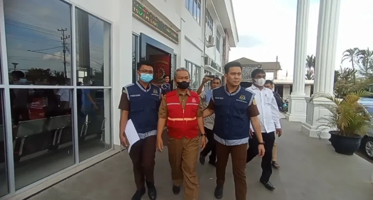 Kepala Disdik Mura dan...