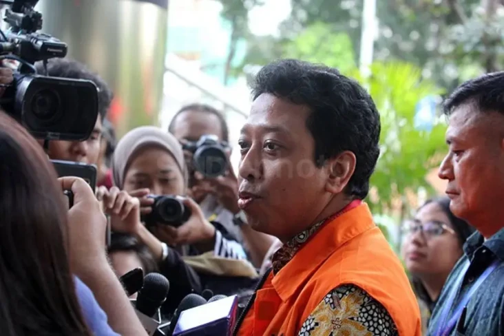 KPK Periksa Mantan Ketum...