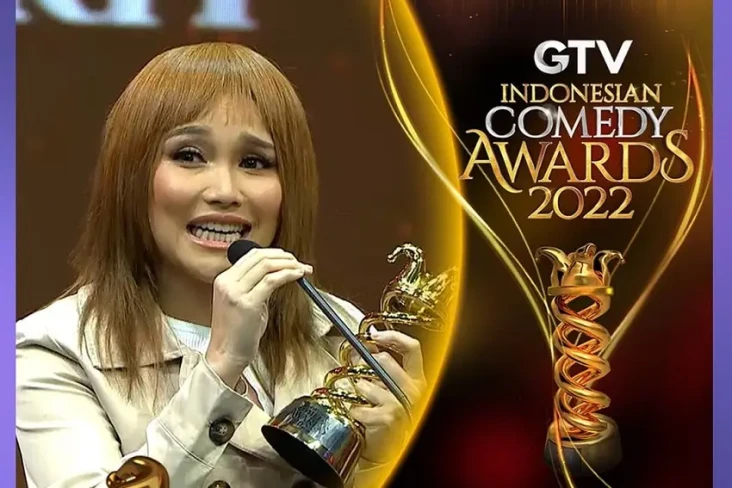 Ayu Ting Ting Sabet...
