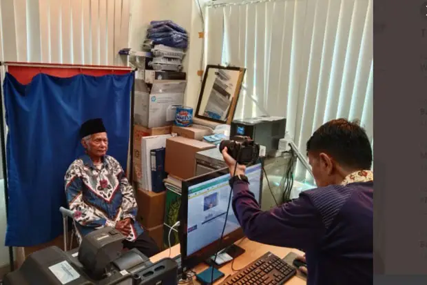 Disdukcapil Bantu Korban...