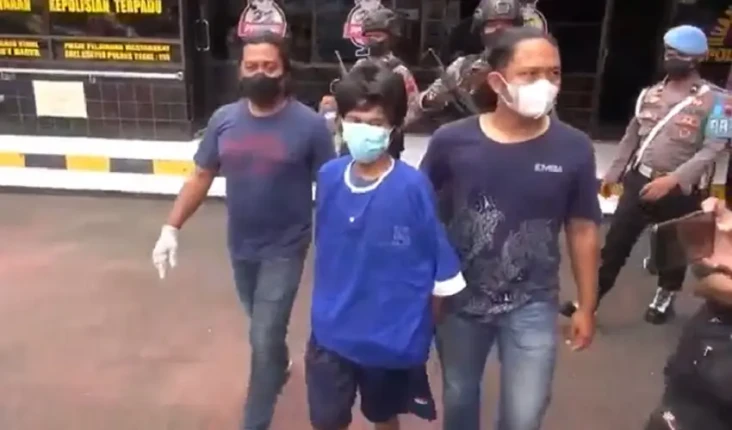 Pelaku Mutilasi Payudara...