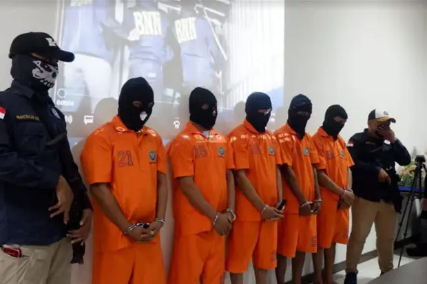 Polisi Bongkar Sindikat...