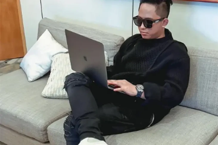 Deretan Artis yang Kembalikan...