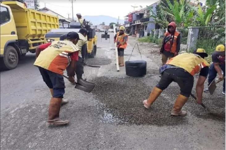 Ongkos Logistik Indonesia...