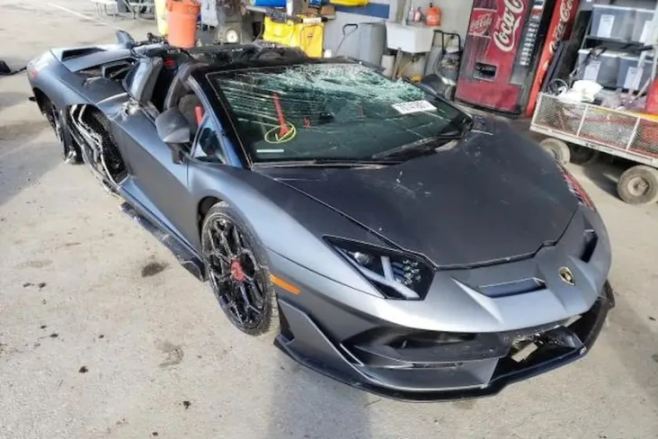 Ringsek, Lamborghini...
