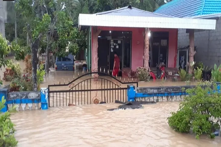 Sungai Meluap, 865 Rumah...