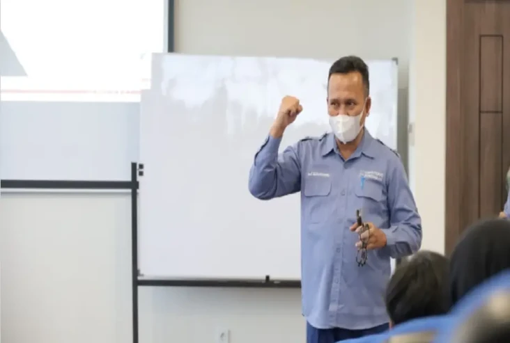 Unair Kembali Lakukan...