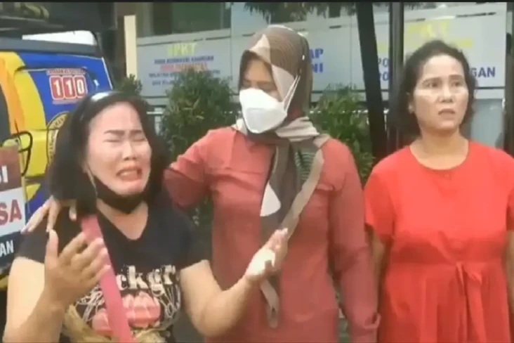 Tangis Pecah di Polres...
