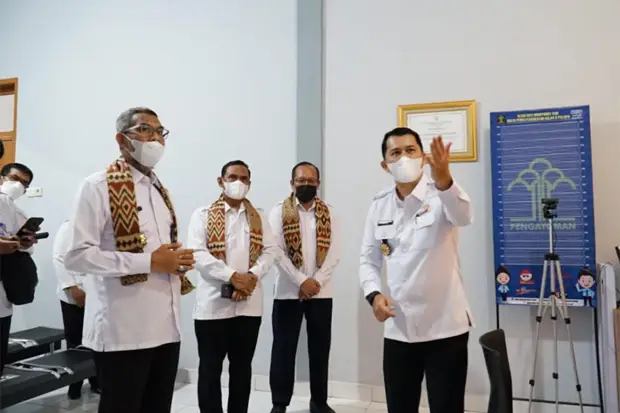 Irjen Kemenkumham Puji...