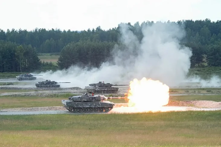 Adu Kehebatan Tank Amerika...