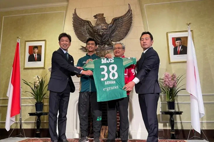 Kepindahan Pratama Arhan...