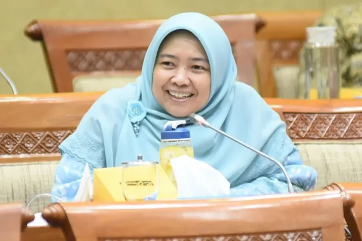 PKS Pertanyakan Perkembangan...