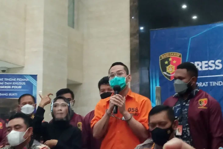 Uang Indra Kenz Mengalir...
