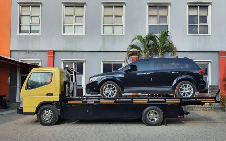 Cara Menghidupkan Mobil...